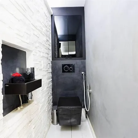 Modern Loft In Center! * 파리