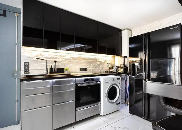 Modern Loft In Center! * パリ