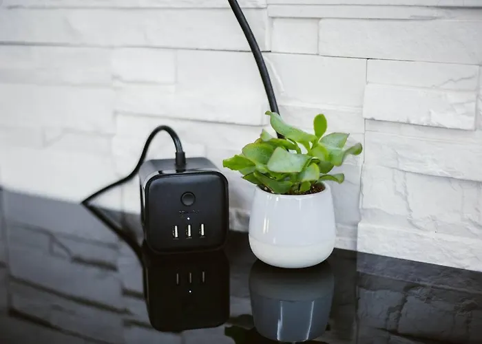 Modern Loft In Center! *